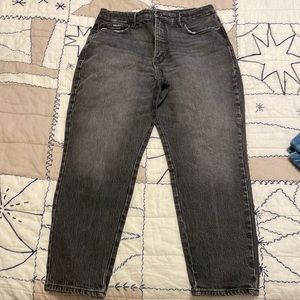 Good American Black Wash High Rise Straight Leg Mom Jeans